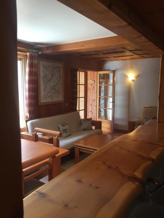 L'Atelier Apartment Ле Контамин-Монжоа Екстериор снимка